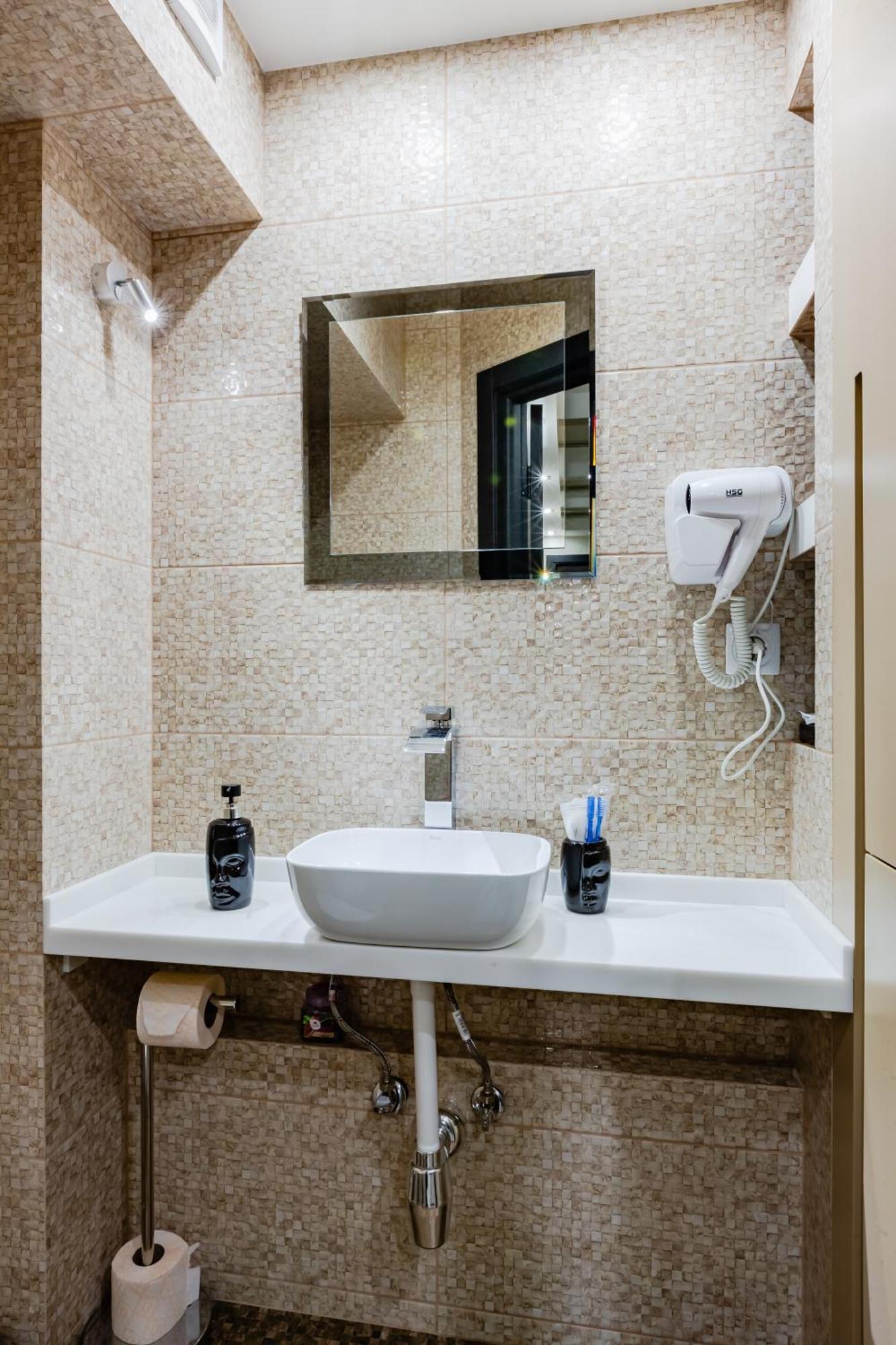 Luxury Apartment With Pool And Hammam Киев Екстериор снимка